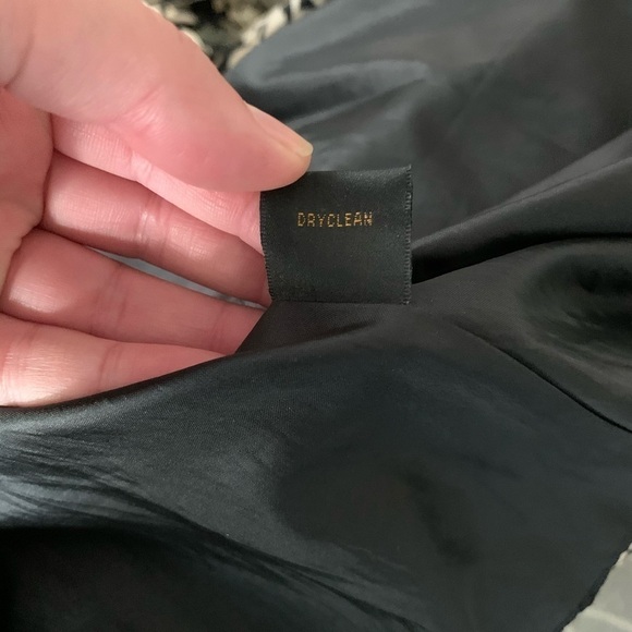 Donna Ricco Black and Ivory Silk Floral Wrap Dress - Picture 10 of 11